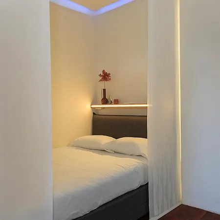 Adelaide Apartman Stresa